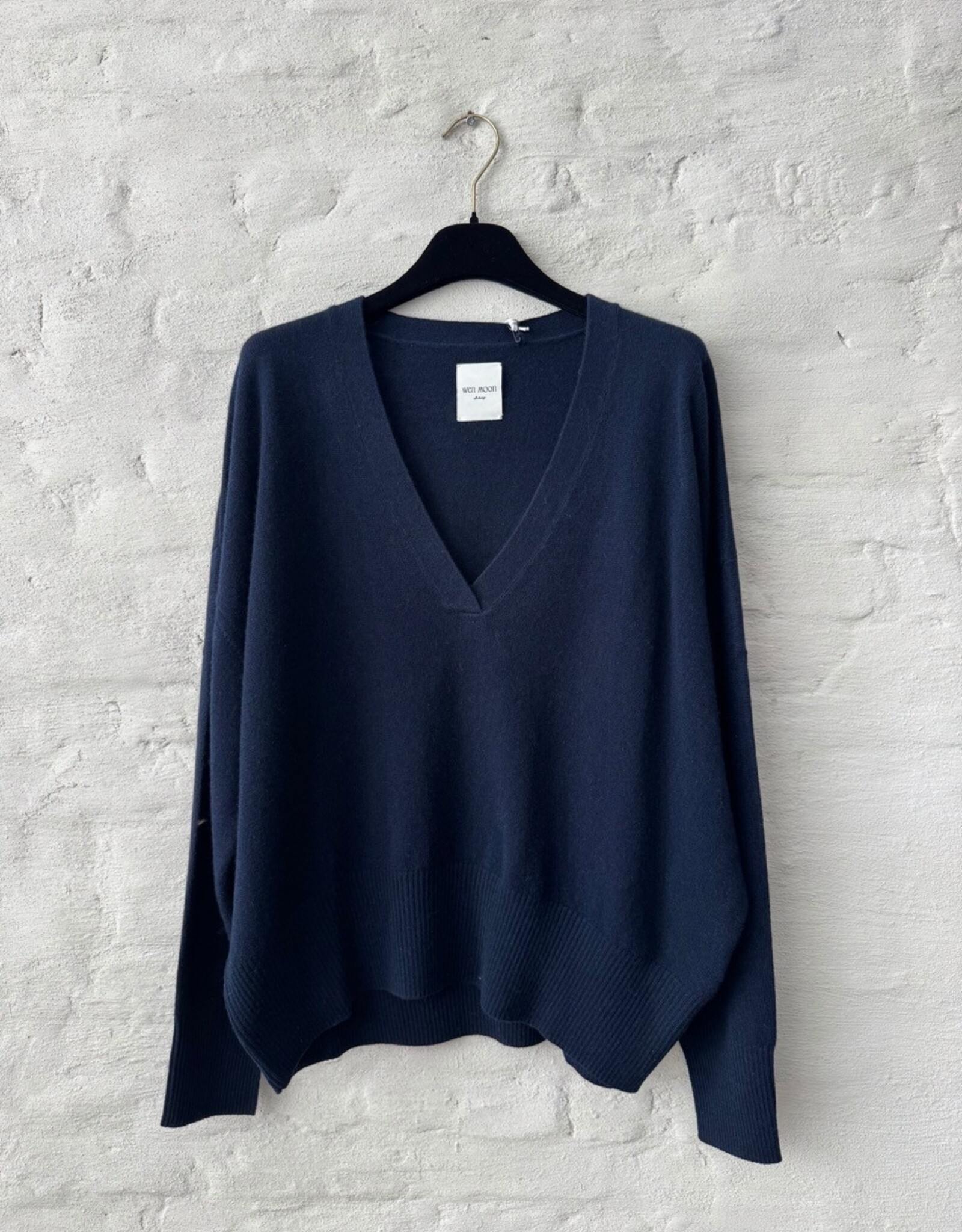 Wen Moon Joelle V-Neck New Navy