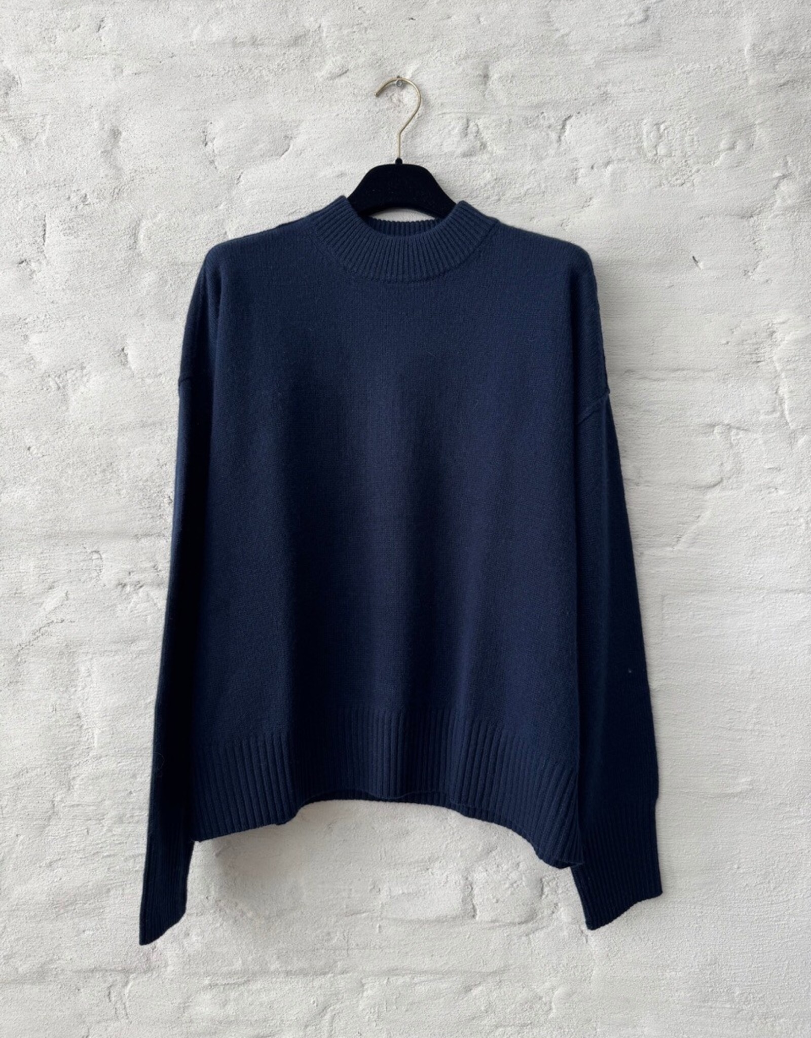 Wen Moon Lee New Navy