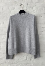 Wen Moon Lee Grey Pearl