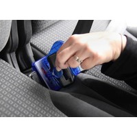 Sécurité pour éviter le détachement des ceintures de sécurité