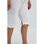 Corps blanc avec jambes courtes, manches courtes, fermeture à  glissière au dos et entre les jambes
