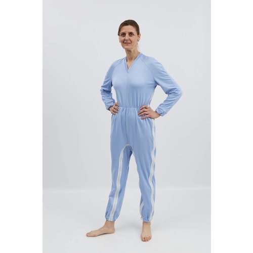 Pyjama bleu clair avec fermeture à  glissière à  l'épaule et entre les jambes, taille élastique