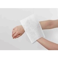 Débarbouillettes savonneuses - par boîte de 10 sacs de 50 pièces