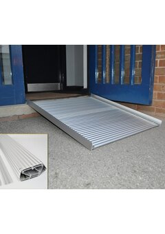 Rampe pour fauteuil roulant enroulable