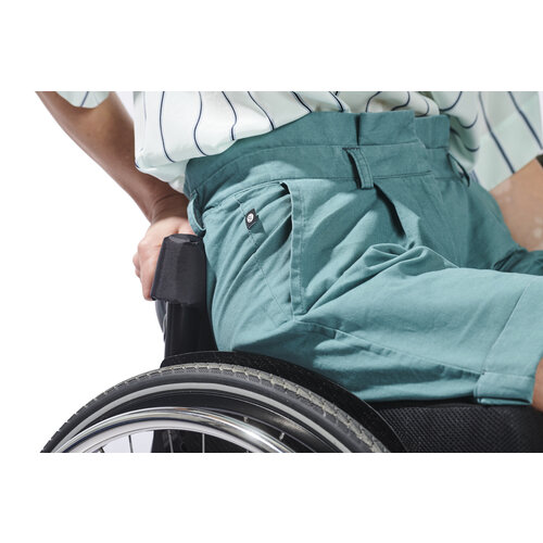 Short pour fauteuil roulant avec crochet et œillet - coton vert