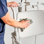 Fauteuil roulant de douche Etac Alto