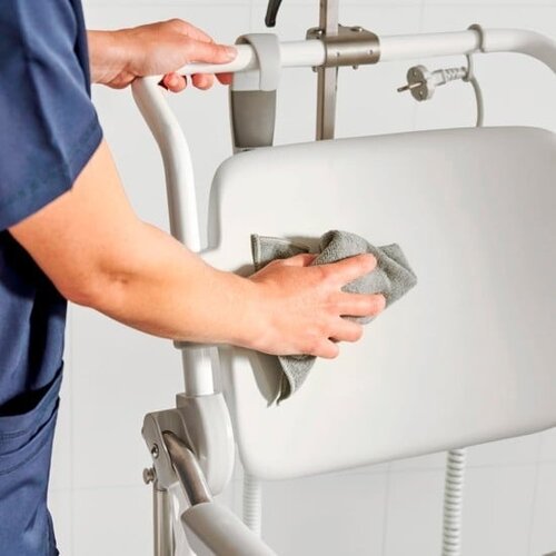 Fauteuil roulant de douche Etac Alto