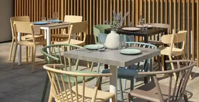 De top 5 beste horeca stoelen voor buiten