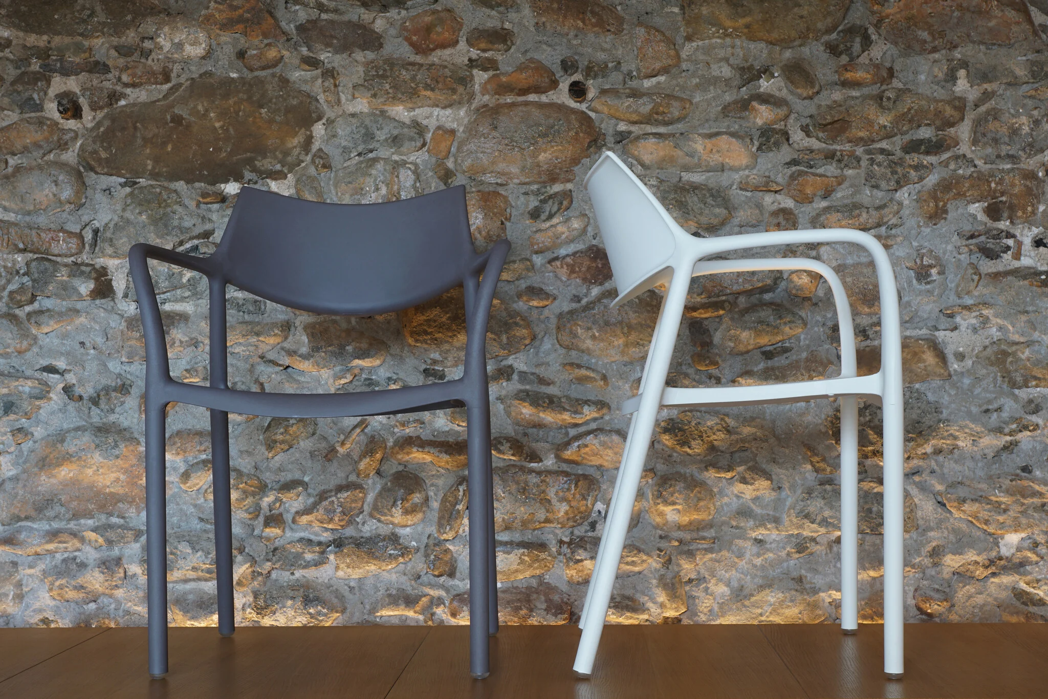 De top 5 beste kunststof tuinstoelen voor balkon