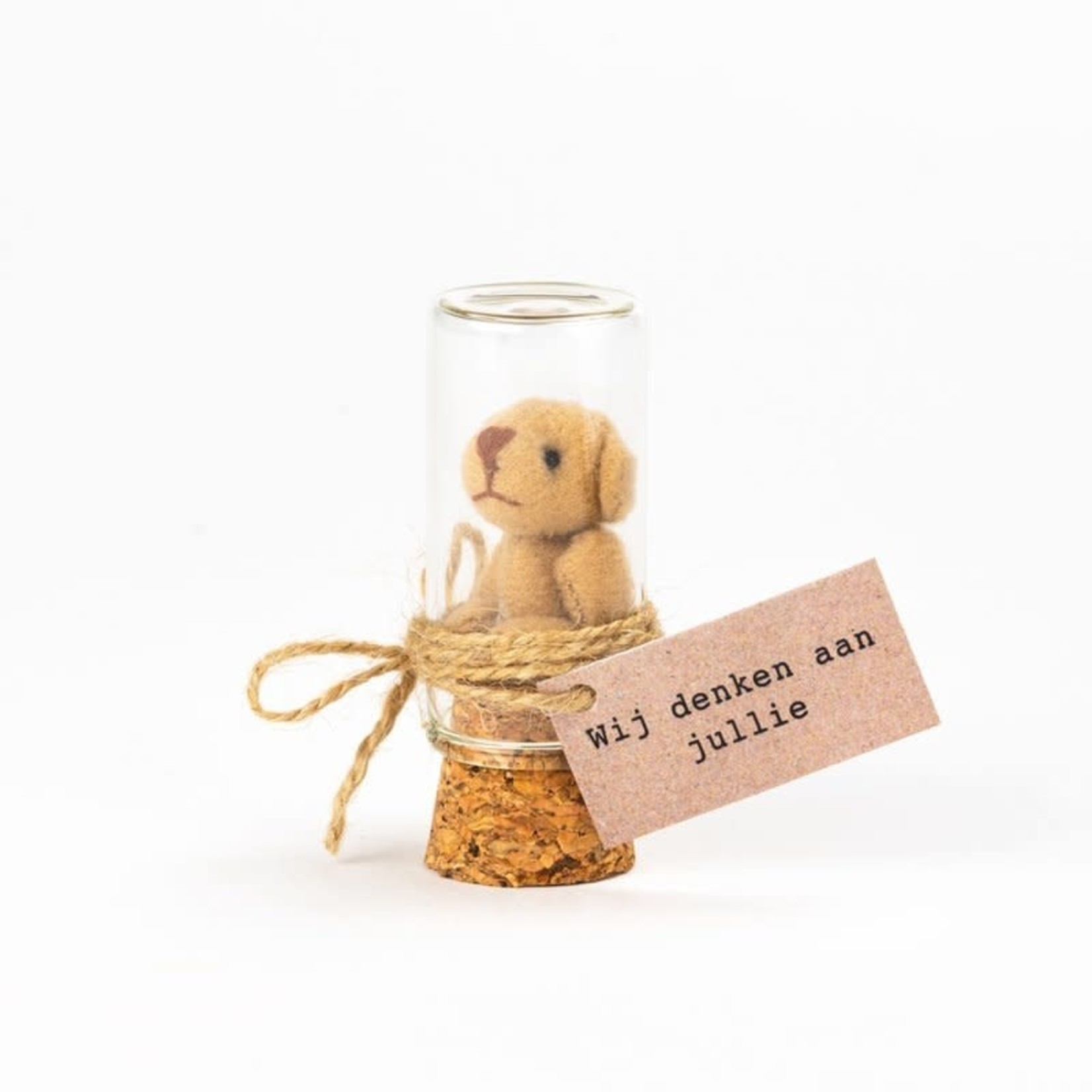 Sidedish Beertje in glazen stolpje "Wij denken aan je/jullie"