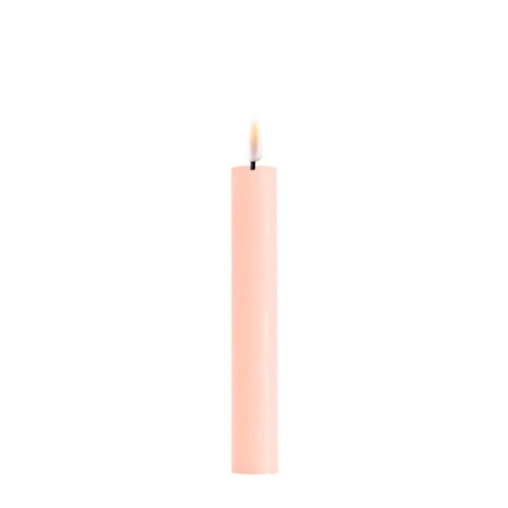 Deluxe Homeart Light Pink LED Dinner Candle 2,2 * 15cm per stuk