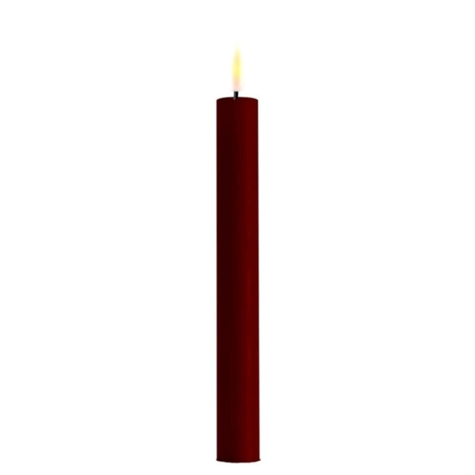 Deluxe Homeart Bourgogne Red  LED Dinner Candle D 2,2 * 24cm per stuk