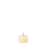 Deluxe Homeart Cream LED Tealight Candle D: 4,1*4,5cm per stuk