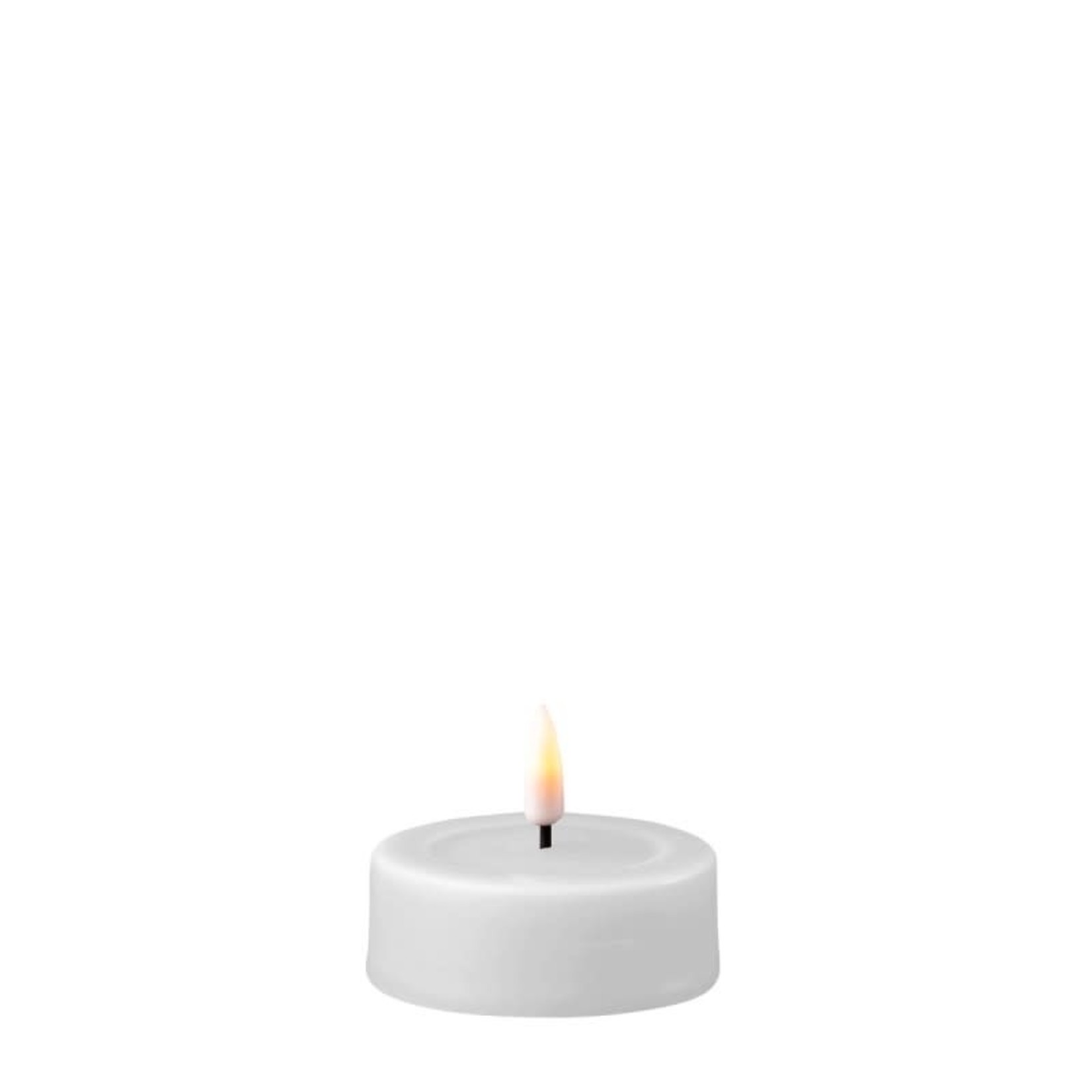 Deluxe Homeart White LED Jumbo Tealight Candle D: 6.1 * 5.5 cm per stuk
