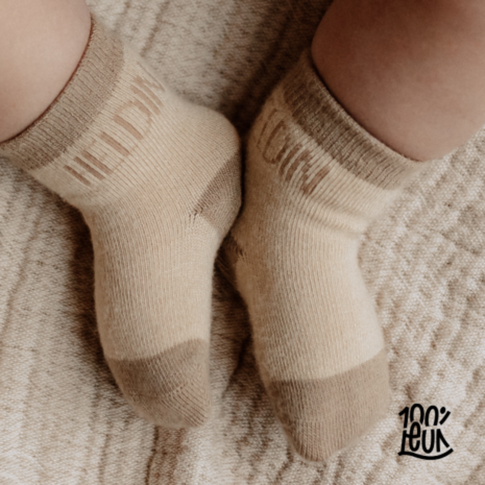 100% leuk Babysok- Heldin op kaart