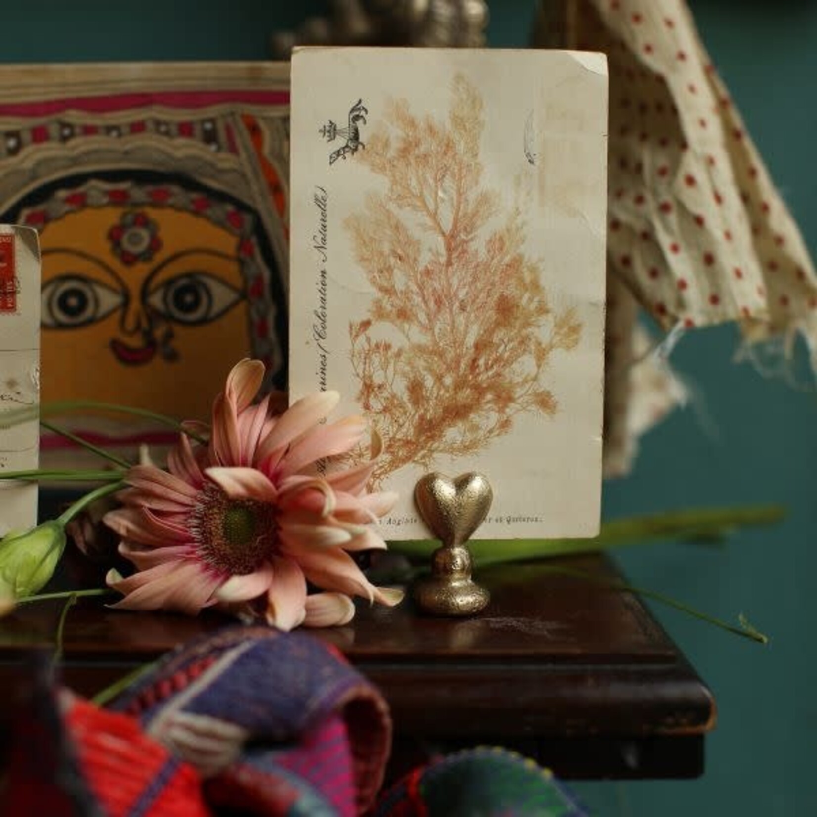 Doing Goods Doing Goods Card Holder Holly Heart