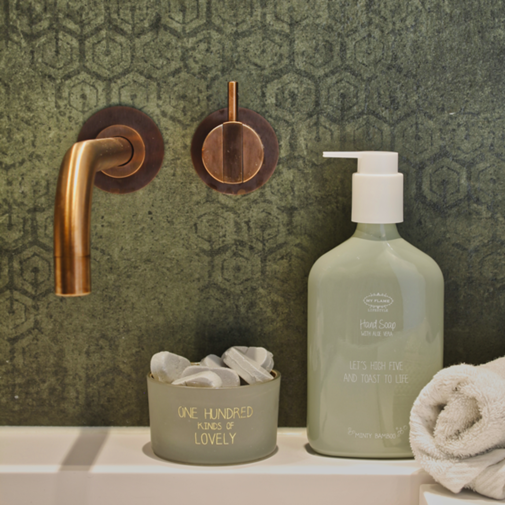 My Flame Lifestyle Handzeep Let's High Five Amd Toast Life