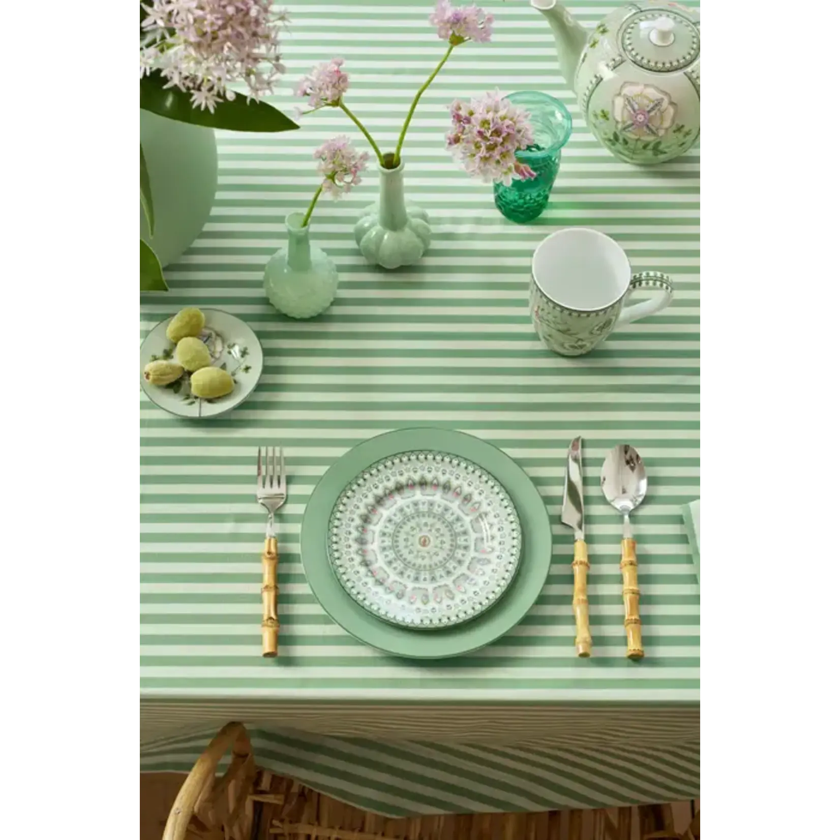 PIP Studio Plate Lily & Lotus Moon Delight Light Green 17 cm