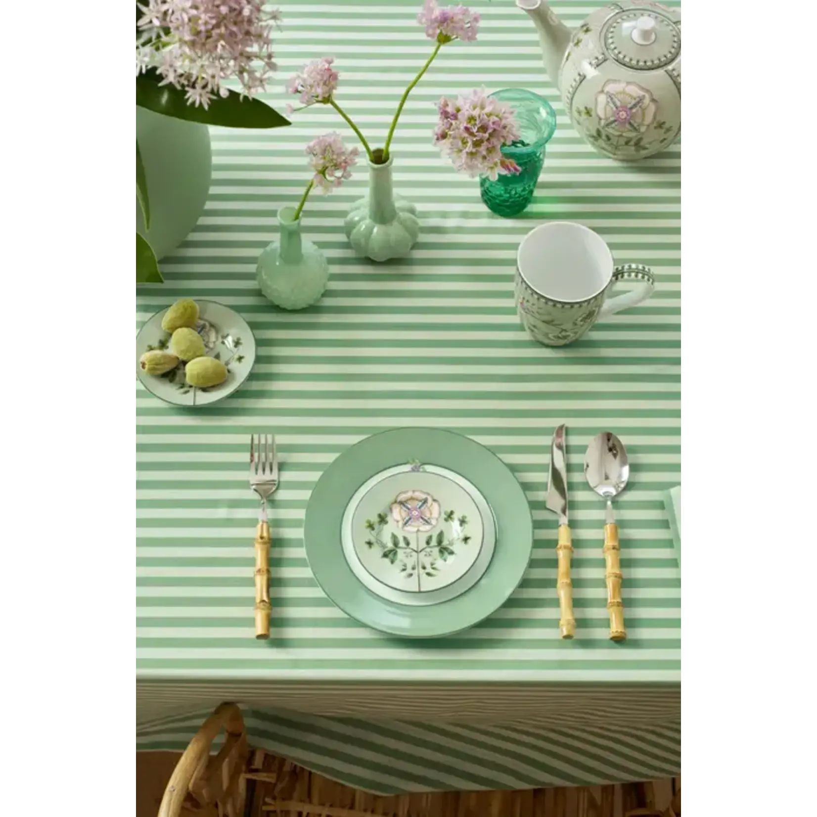 Pip Studio Lily & Lotus Petit Four Lily & Lotus Light Green 12 cm