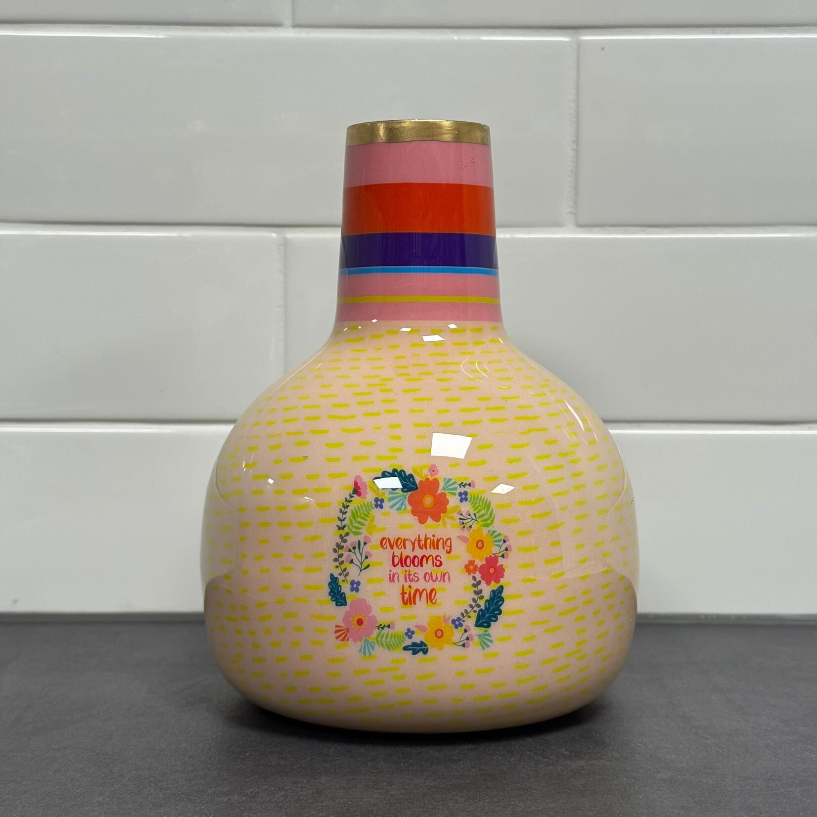 Noi Vaas everything blooms in its own time