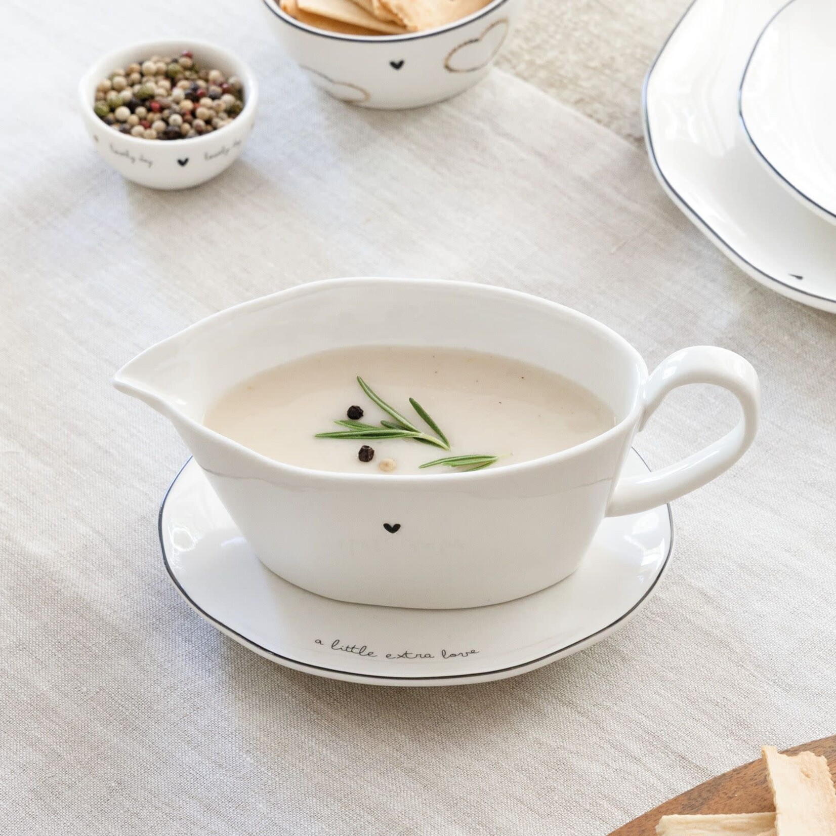 Bastion Collections Bastion Oval Plate Small White with Heart in black