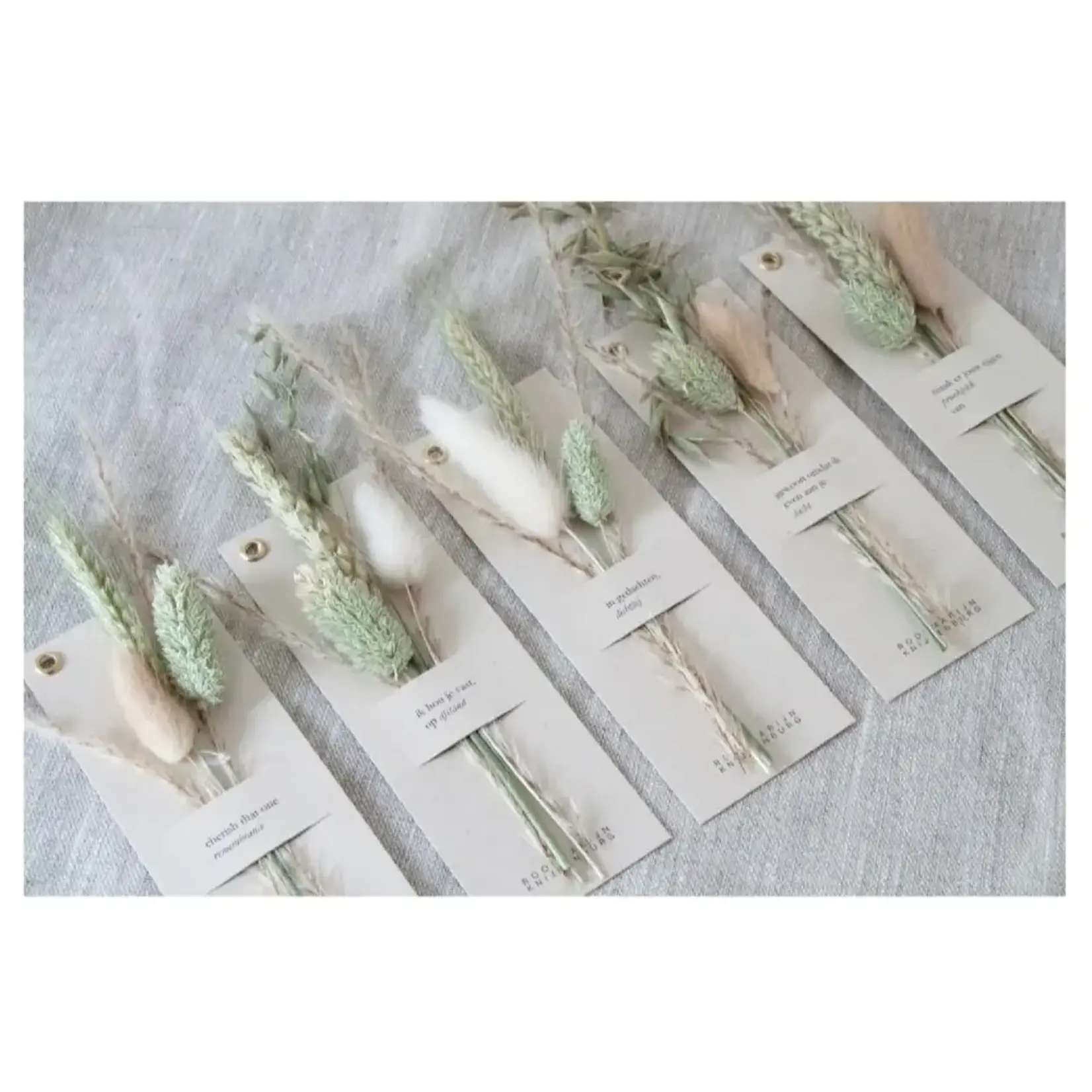 Roosmarijn Roosmarijn Hold close 4 verschillende teksten droogbloemen