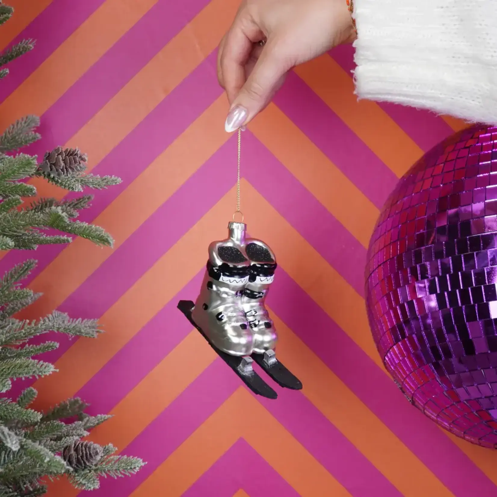 Housevitamin BV Kerstbal skischoenen