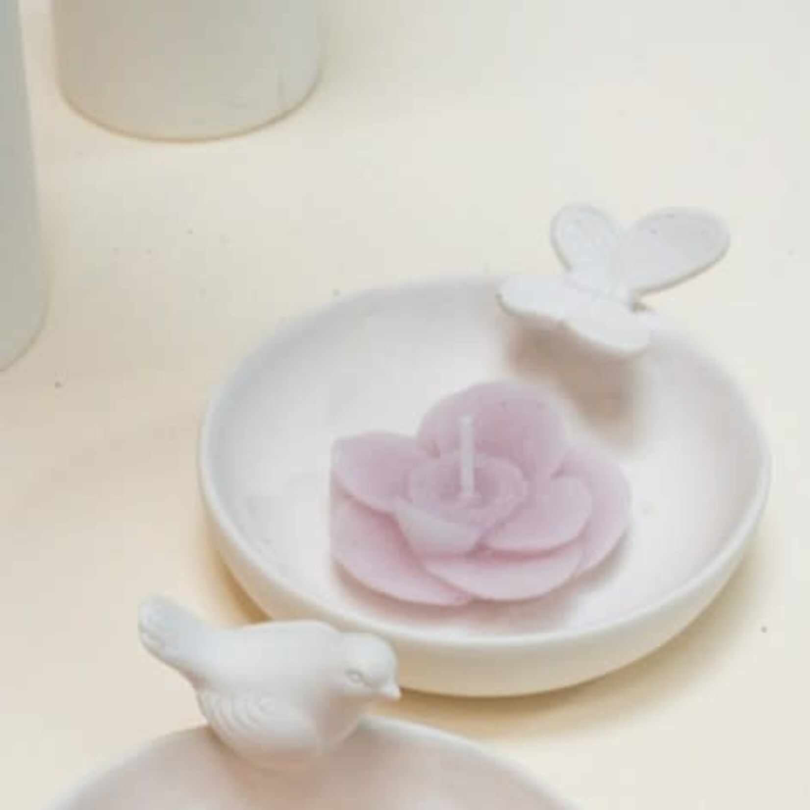 Home Society Schaal Spring Butterfly