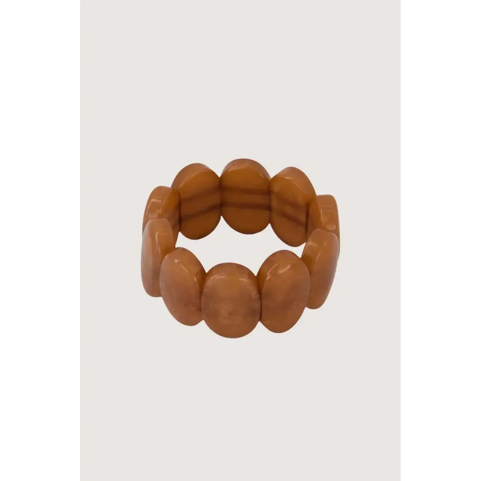 Zusss Zuss Elastieken brede kralen armband - Warm camel