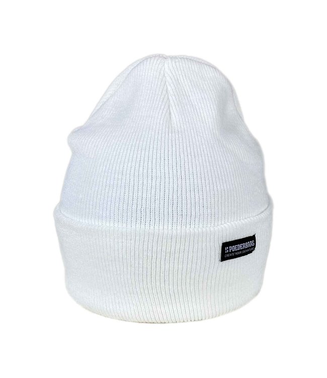 The Snowy white beanie from Poederbaas 