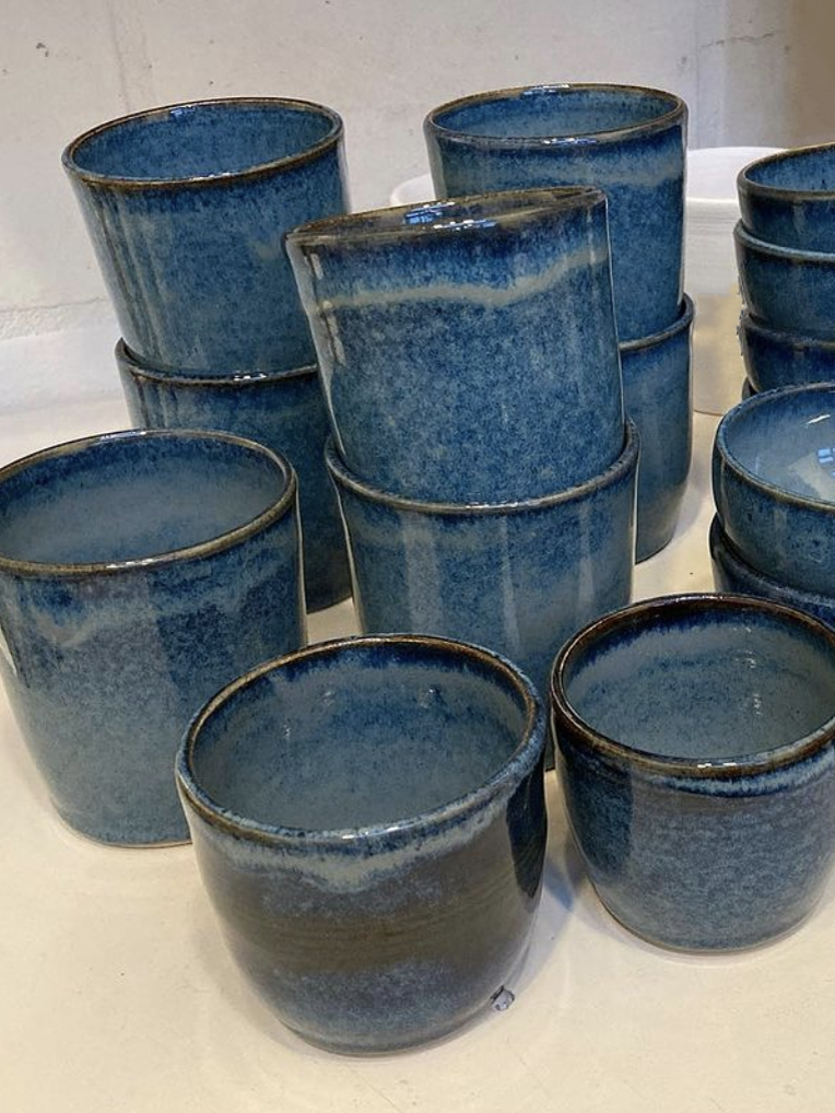 Ann Bortier Beker blauw