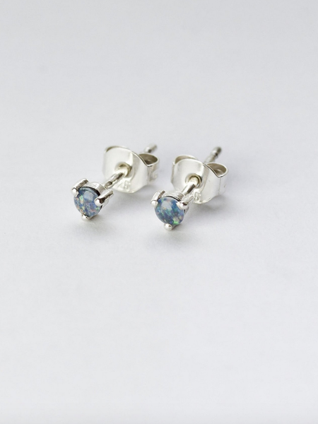 Laure De Mees Opal stud earring silver
