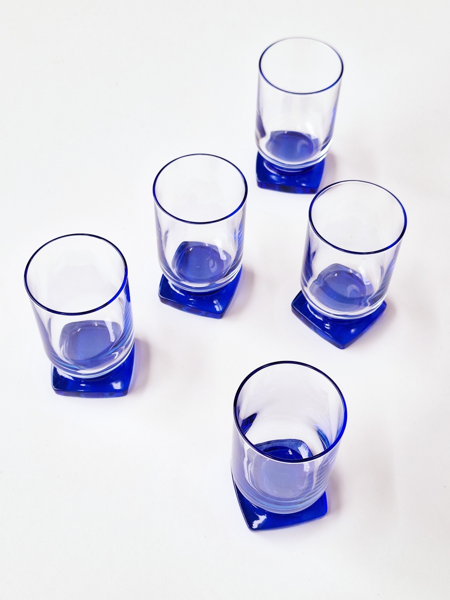 Vintage set 5 glazen bormiolo rocco ibisco kobalt voetje