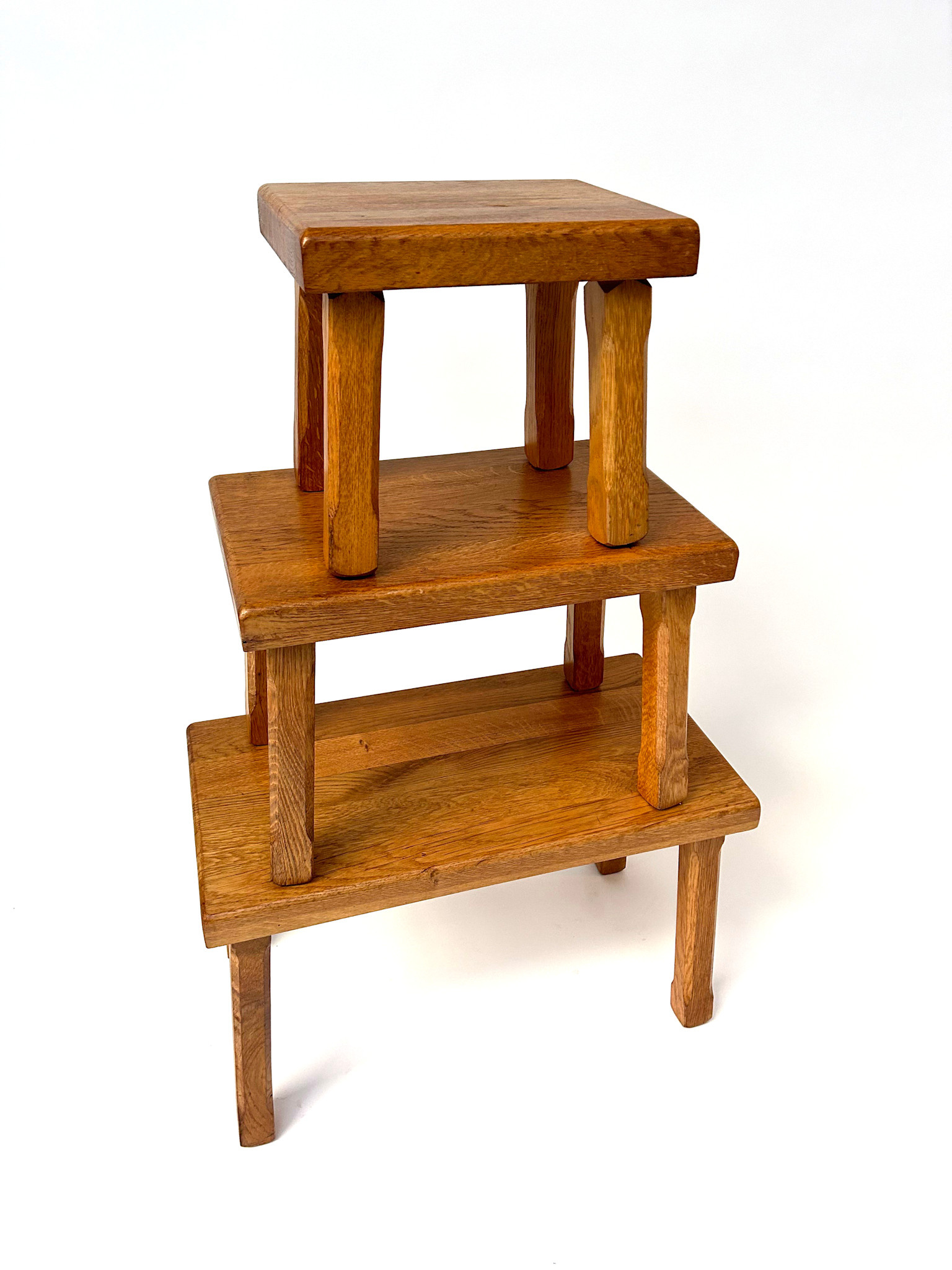 Vintage brutalistische bijzettafels set van drie