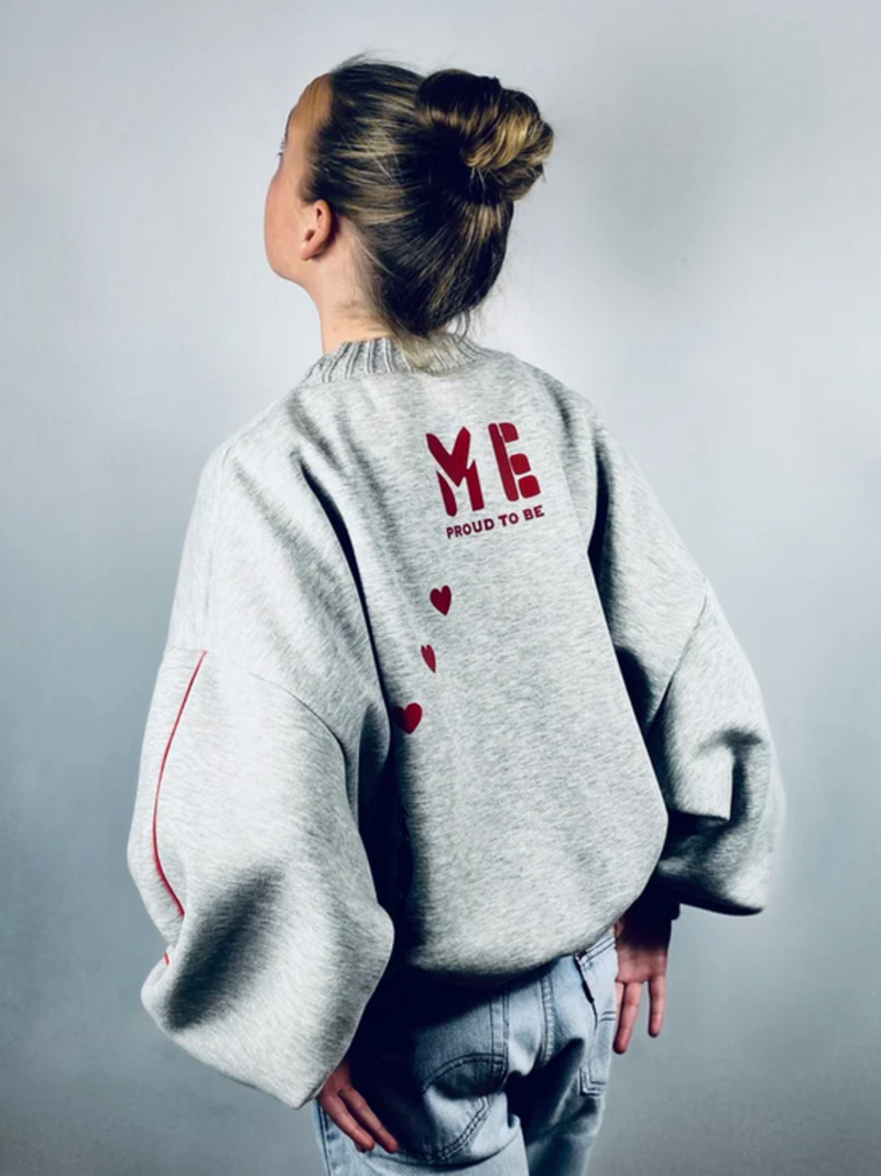 Noenganger Sweater proud to be me lichtgrijs baggy