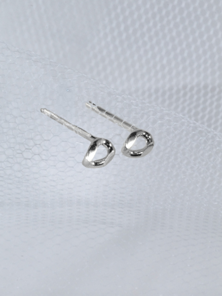 Laure De Mees Tiny link stud zilver (stukprijs)