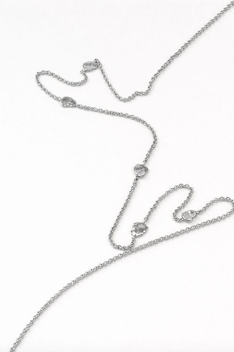 Laure De Mees Organic flakes necklace silver