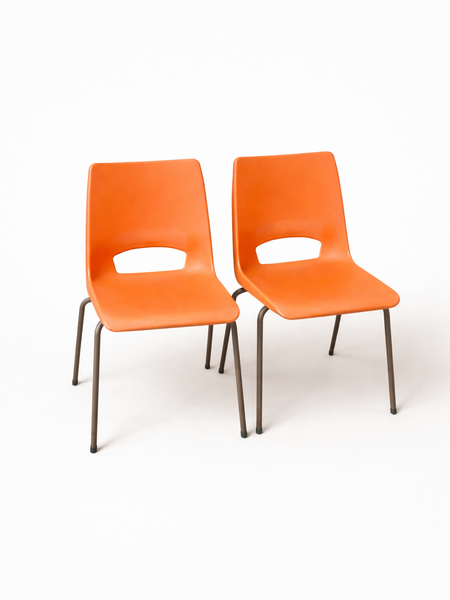 Vintage stoel van philippus porter voor ahrend (PER STUK TE KOOP)