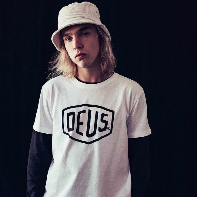 Deus - Shield Tee - White