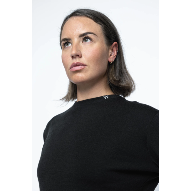 Snerte Long Sleeve - Black