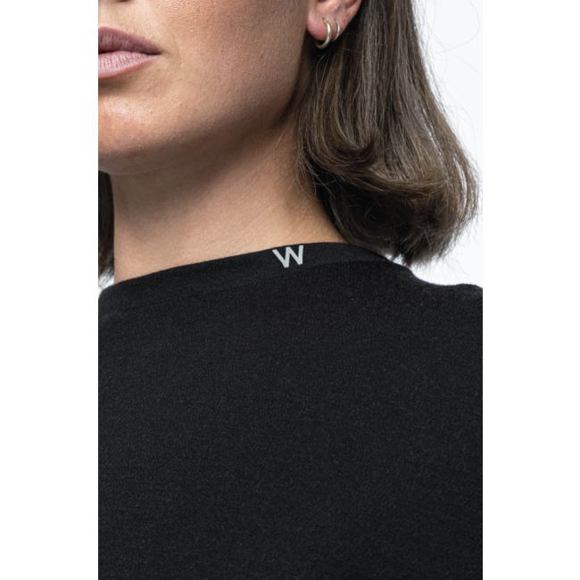 Snerte Long Sleeve - Black