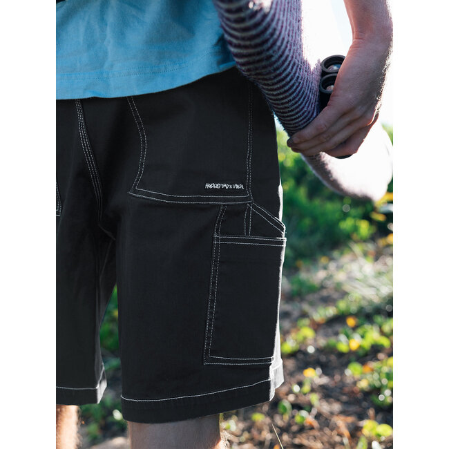 V Ent Hockey Dad Short 20 - Black