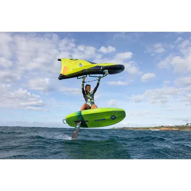 Duotone Sky Style 2025 – Responsivt Wing Foilbrett for Triks, Bølger og Moro