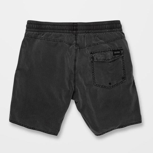 Center Trunk 17 - Black