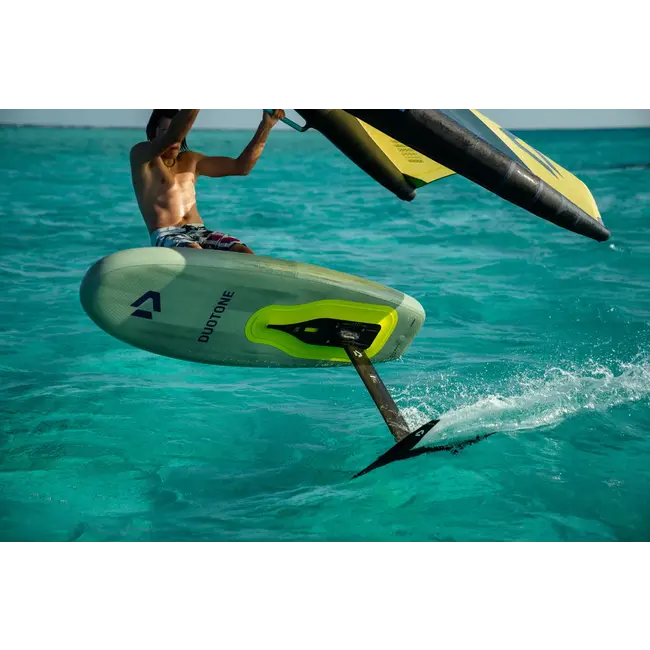 Duotone Skybrid Air 2025 – Oppblåsbart Wingfoilbrett for Maks Ytelse og Mobilitet