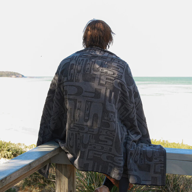 The Mona Towel - Black/Charcoal