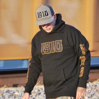 1910 Where Eagles Dare Pullover - Black