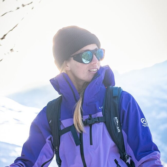 Venture - Matte Tortoise + ChromaPop™ Glacier Photochromic Opal Mirror Lens