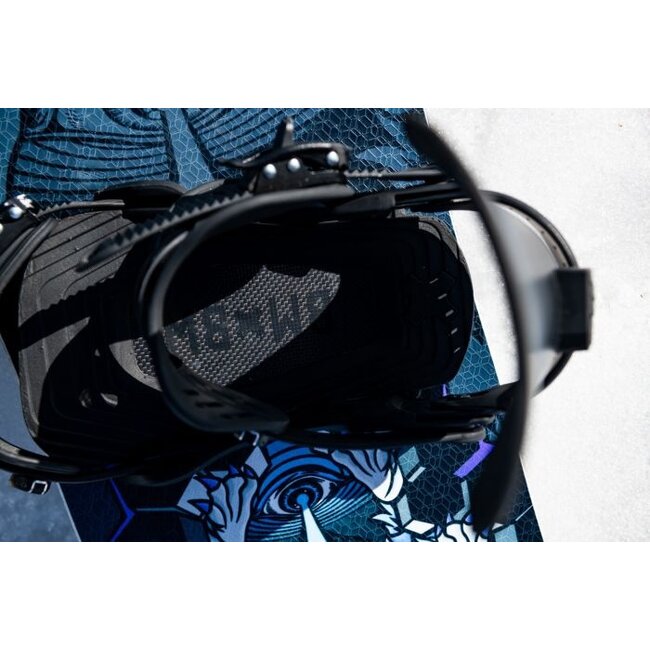 Solution 2026 - Black