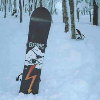 Rome Snowboards Stale Crewzer - Directional Twin | Flex 6